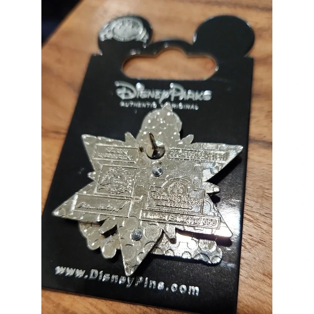Frozen Friendship Anna Olaf SDR Shanghai Fun Day 2018 LE 300 Disney Pin 129619